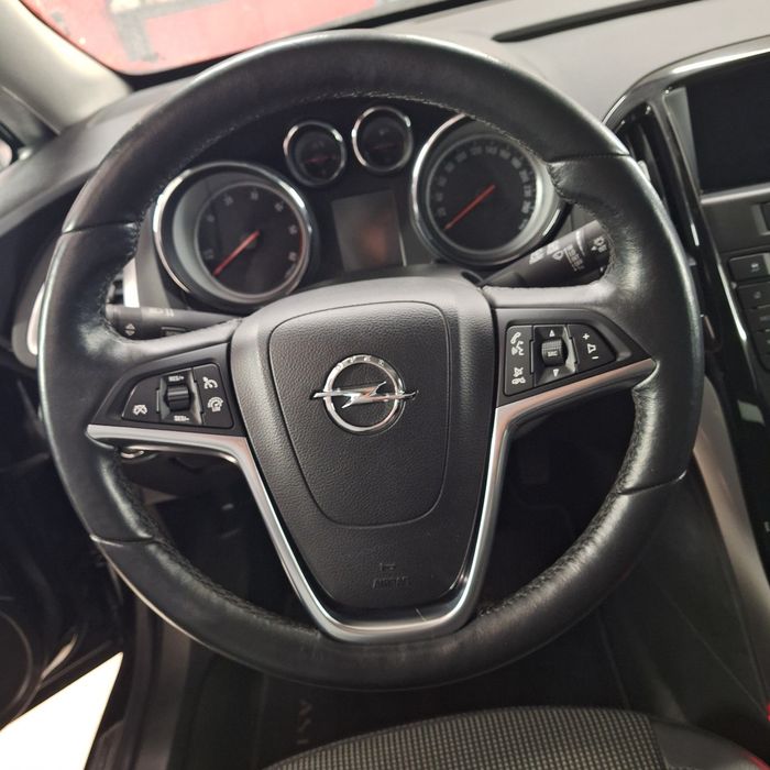 Opel Astra J 2015r