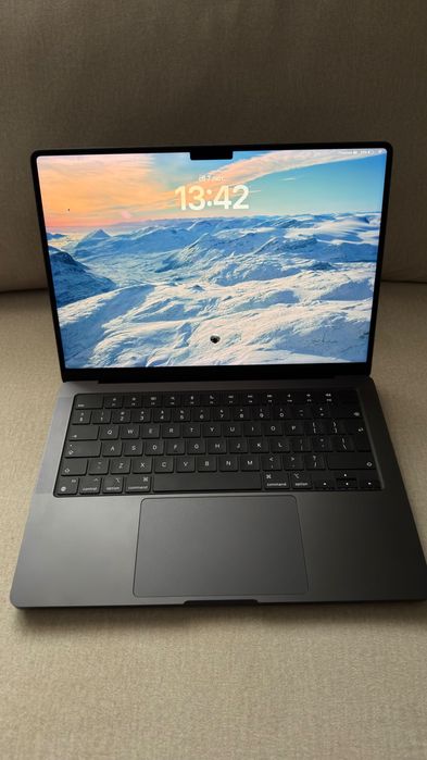 Sprzedam MacBook Pro M4 Pro