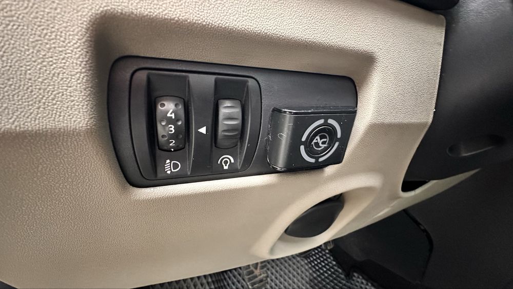 Рено Меган 2. Полностью обслужен