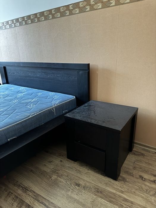 Ліжко , 2 тумбочки