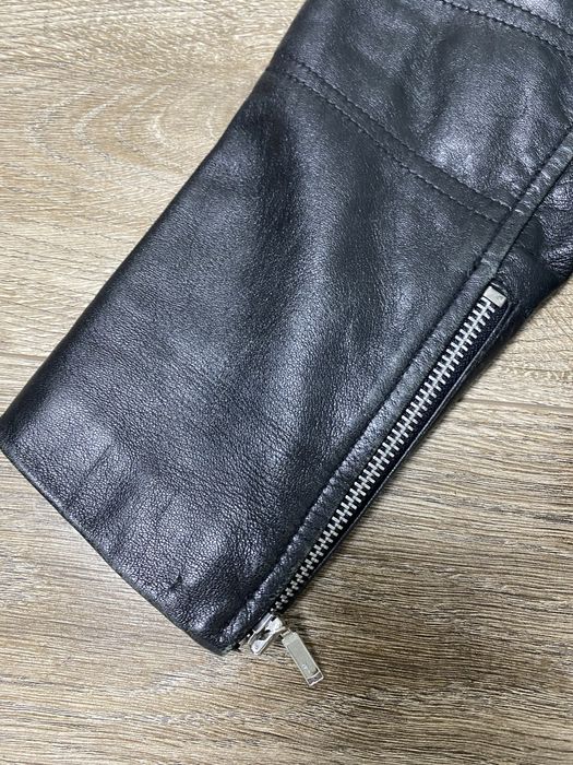 Шкіряна куртка жіноча