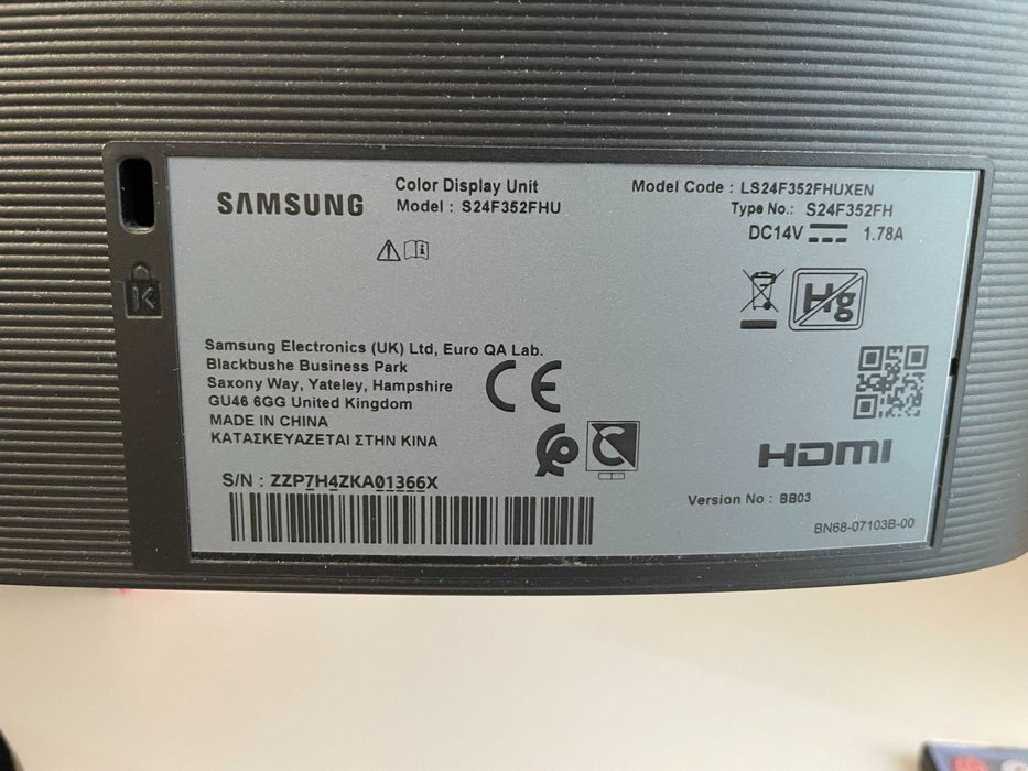 HP Compaq 8100 Elite SFF + 2 monitory 24” Dell i Samsung + Windows 10 SSD – szybki i gotowy do pracy