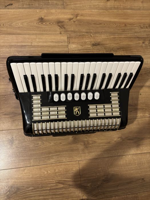 Akordeon hohner verdi 2