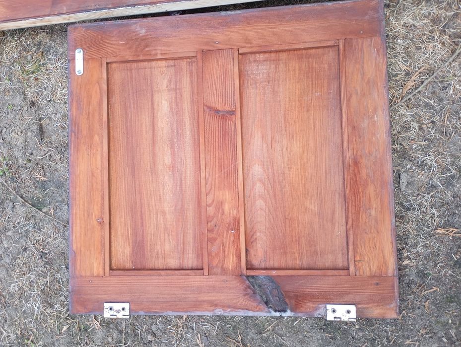 Drzwi drewniane do szafy, fronty wys.188cm
Grubość drewna 3 cm