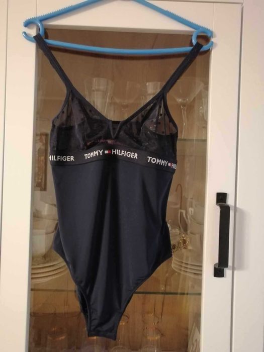 Tommy Hilfiger Body damskie rozm. XS.