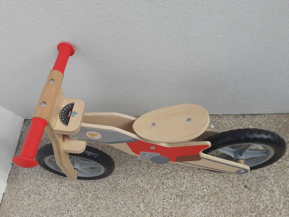 Bicicleta de Equilíbrio Playtive Semi-nova para desocupar espaço