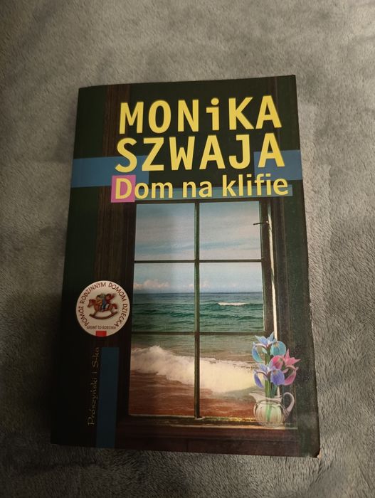 Dom na klifie Monika Szwaja