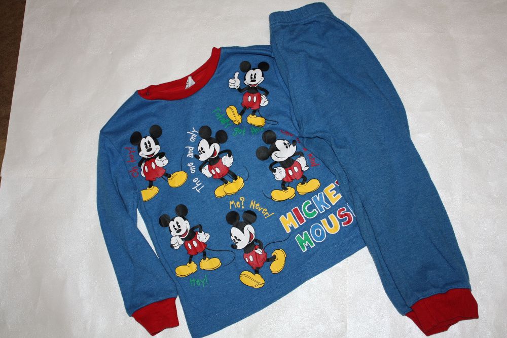 Пижама котоновая ф.Дисней "Микки Маус"4 г,р-104,отличное состояние