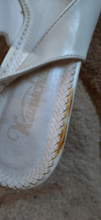 Жіночі білі босоніжки 38 розмір нові