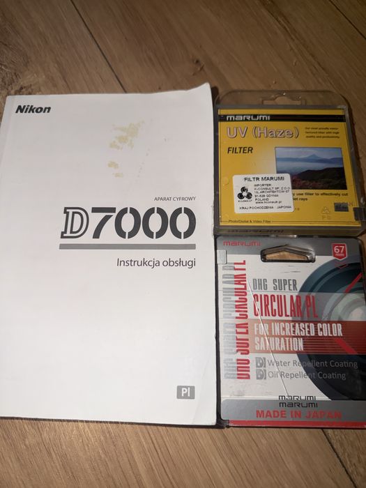 Listrzanka Nikon D7000 z obiektywem Nikkor