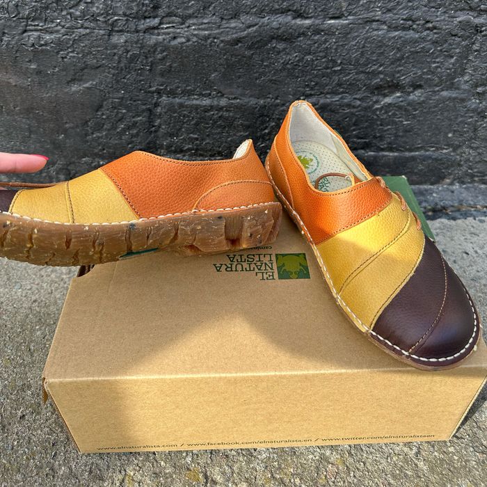 Балетки / туфлі / снікери El Naturalista