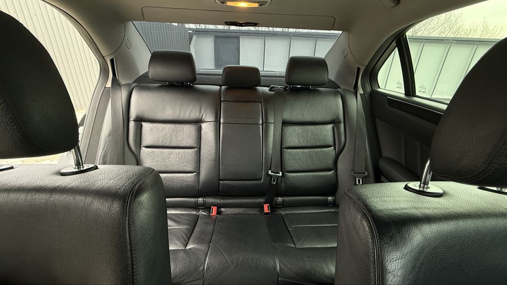 Mercedes-Benz E-Class W212