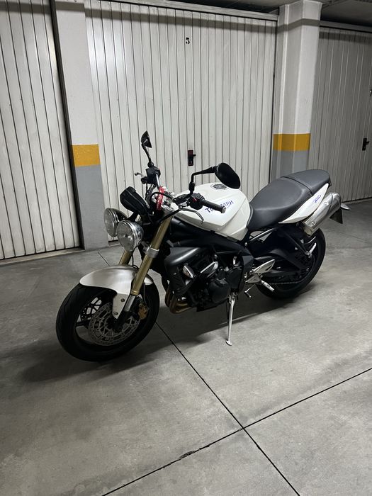 Triumph Street Triple 675