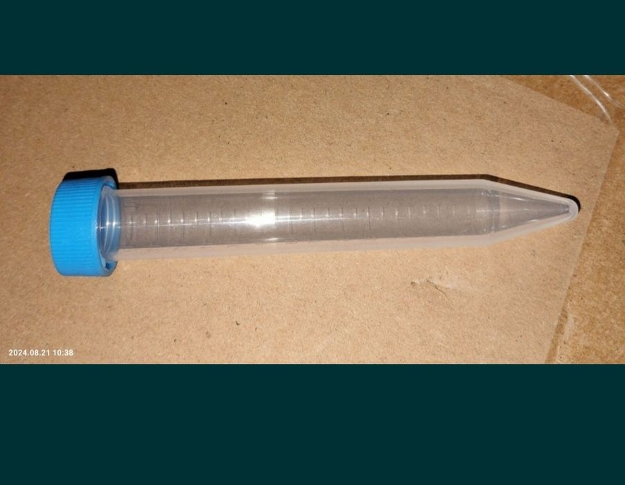 Zakręcane pojemniki na kesze Pet