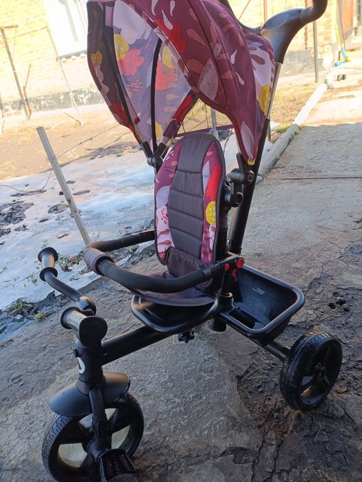 Дитячий триколісний велосипед