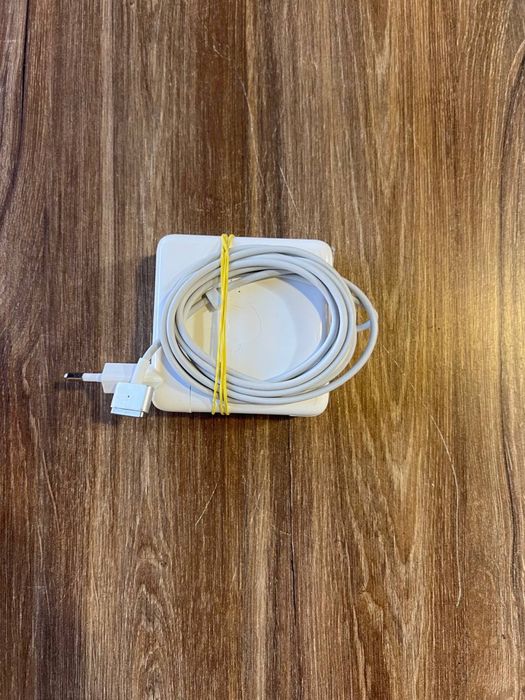 Продам MacBook бу