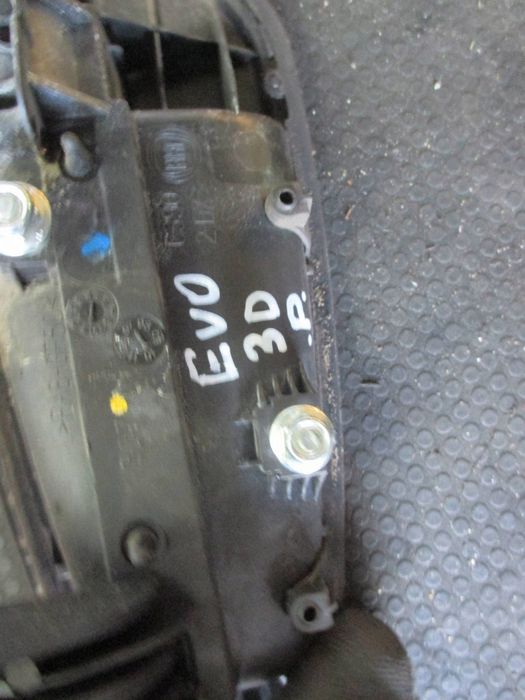 Klamka zewnętrzna drzwi prawa Fiat Punto Evo 3D