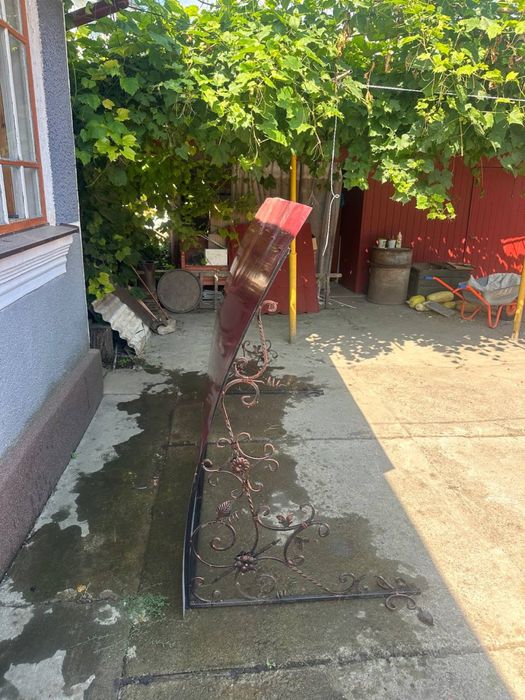 Піднавіс від дощу