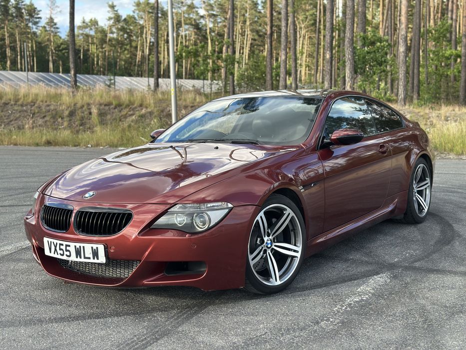 Bmw M6 V10.