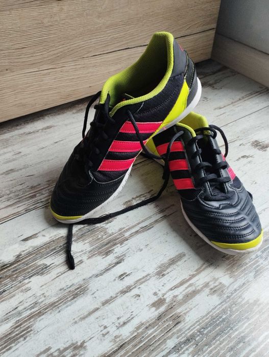 Buty adidas halówki 42