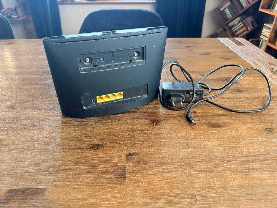 Router Huawei B525s-23a