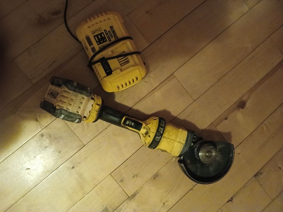 Szlifierka kątowa. Flex Dewalt dcg414 plus aku 6 ah i ładowarka