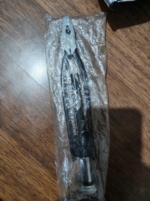 Szczypce do skręcania drutu zabezpieczającego (Wire Twister) – NOWE