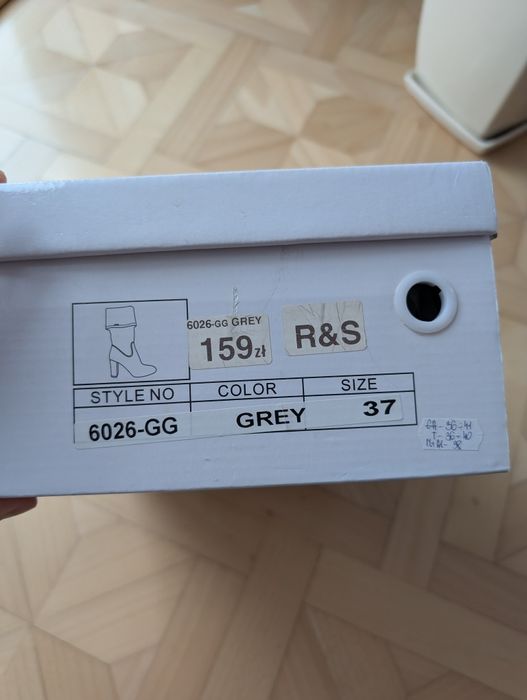 Popielate zamszowe kozaki do kolan