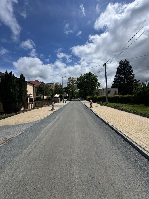 Asfaltowanie, wjazdy z asfaltów, drogi asfaltowe