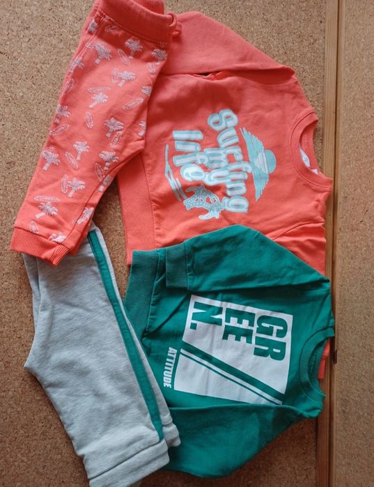 Conjunto de roupa de bebé