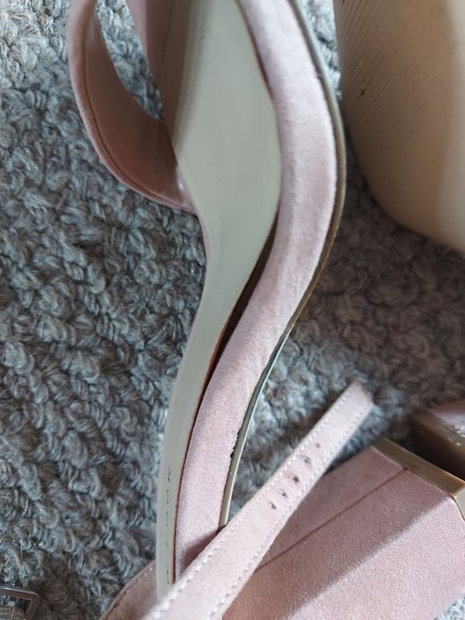 Buty/sandałki na słupku New Look 36/37