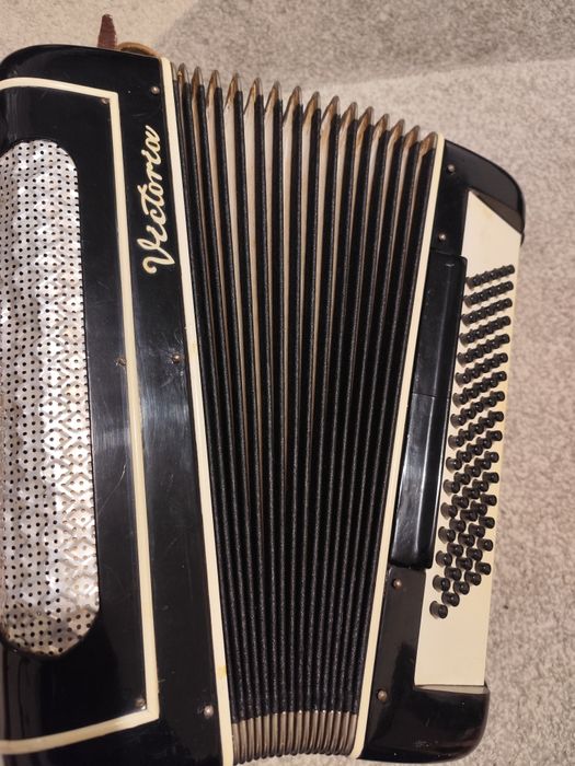 Akordeon Victoria "1" hohner 80 basów