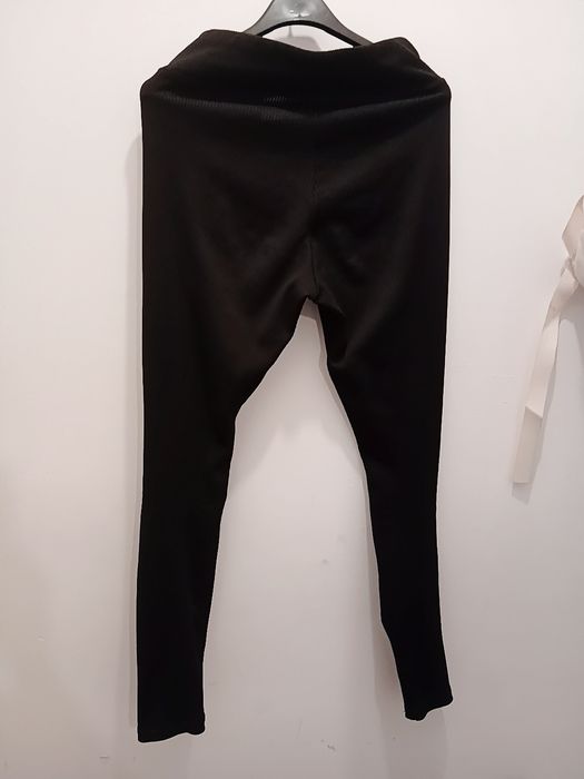 czarne legginsy z H&M