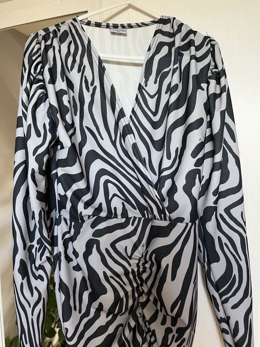 Sukienka S/M Pakuten