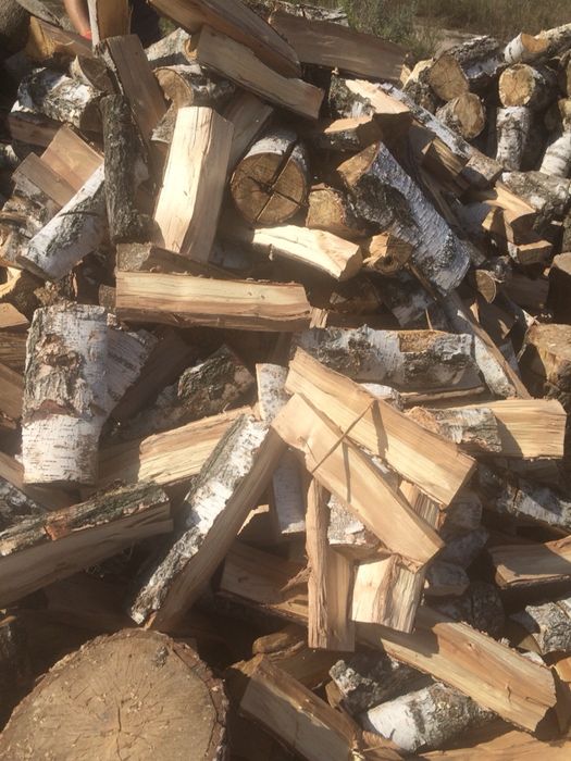 Колоті дрова під розмір замовника Київ, швидка доставка