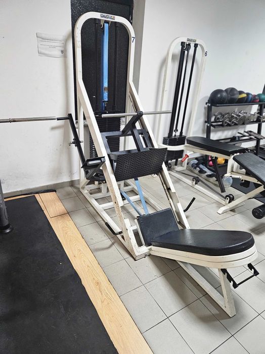 Máquinas e equipamentos de ginásio