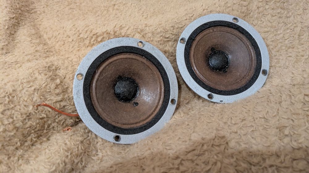 Sony ss g 1 sredni ton