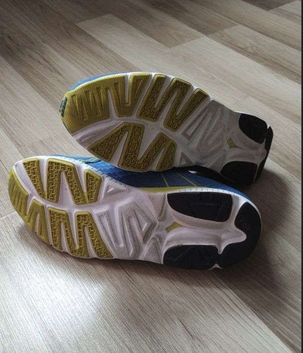Кросівки Karhu 44.5 розмір