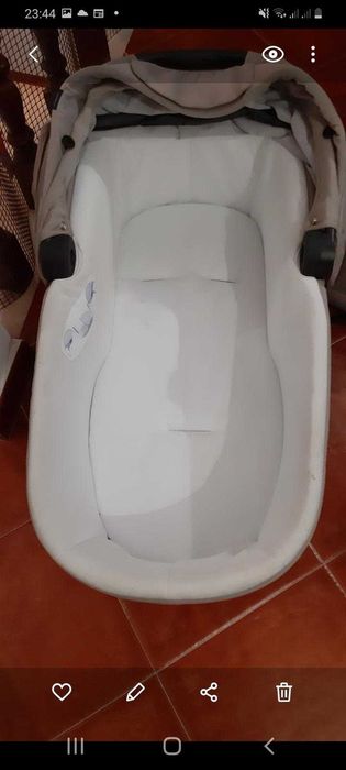 Carrinho de bebe da chicco + Ovo Como Novo