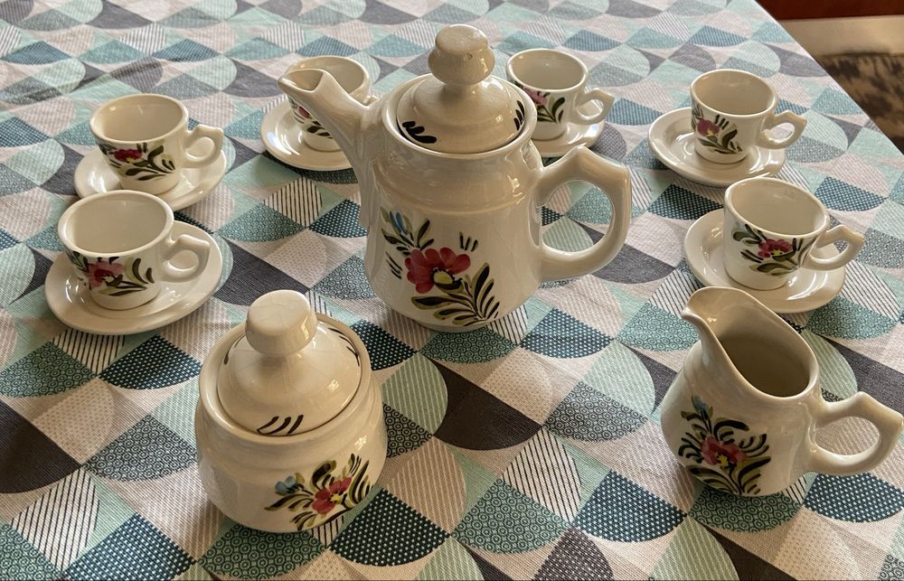 Miniaturas em porcelana coleçao ou brinquedo
