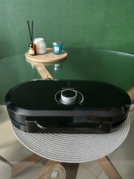 Електрична вафельниця SilverCrest SDW 1200 C1