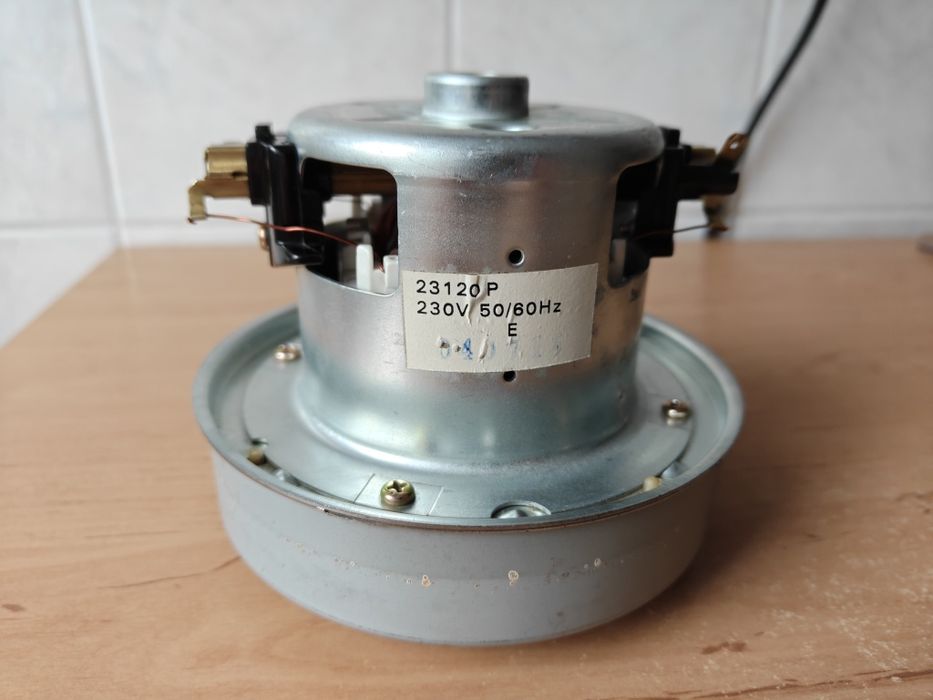 Silnik 1400w odkurzacz