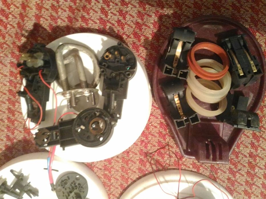 Запчасти, подставка база электрочайника Binatone Mirta Digital Sanusy