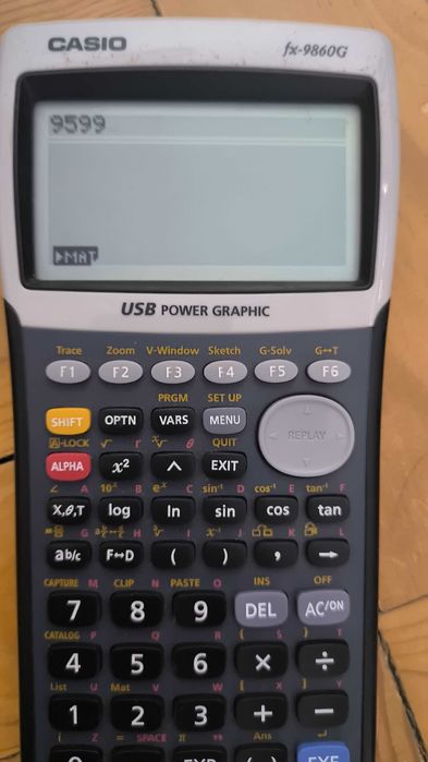 Calculadora gráfica Casio fx-9860G