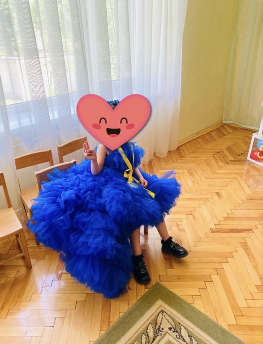 Сукня на випускний
