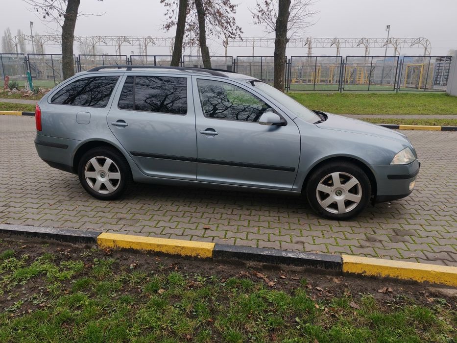 Skoda Octavia A5 Автомат 1.6 бензин. Максимальна комплектація