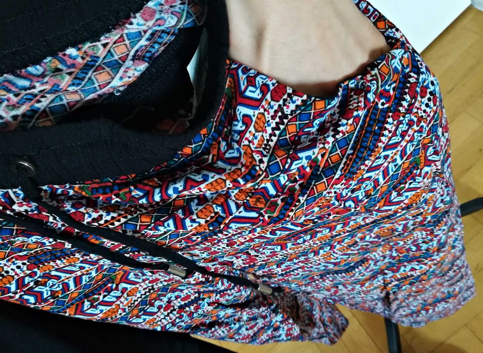 Spodnie legginsy dresy luźne wzorki boho hippie indie vintage punk / M