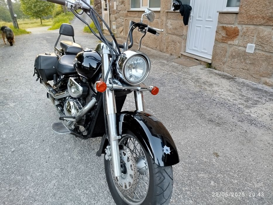 Vendo moto em excelente estado