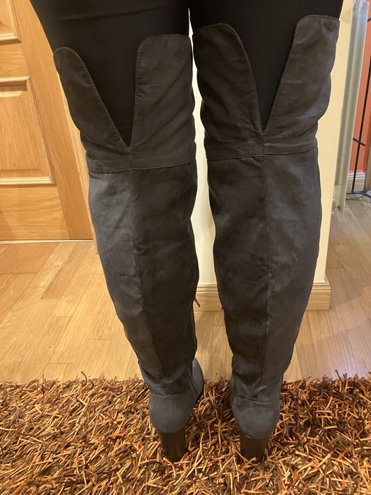 Bota veludo cano longo