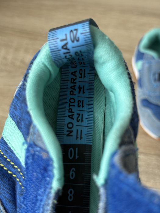 Дитяче взуття 23 розмір